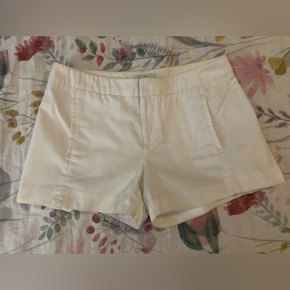Two Size 4 Shorts, J Crew and Gap - Picture 3 of 12